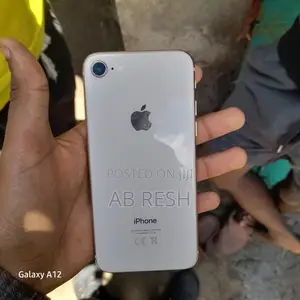 Apple iPhone 8 128 GB White