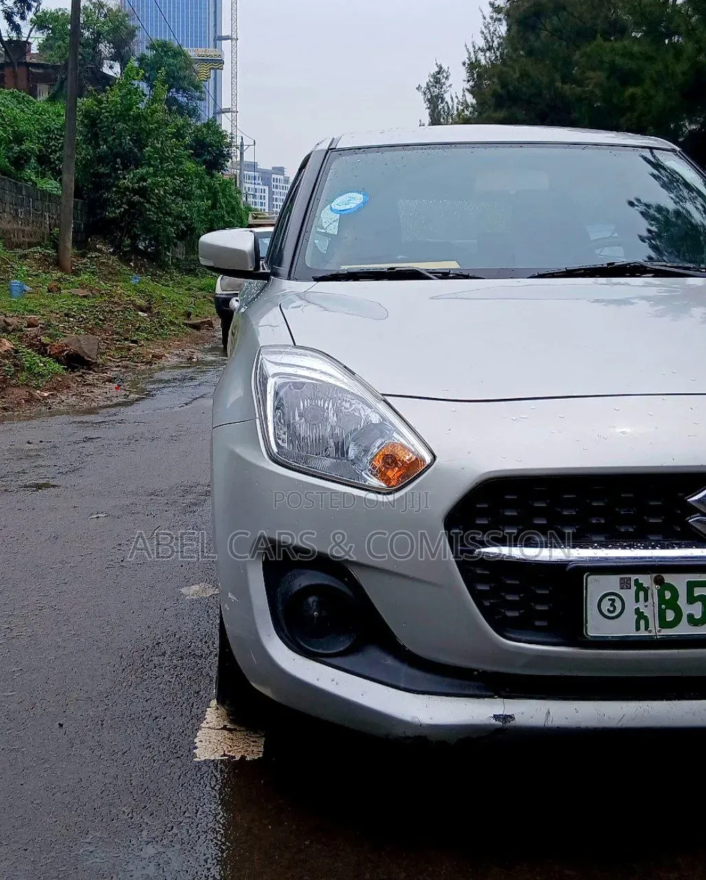 Suzuki Swift 2022 Silver
