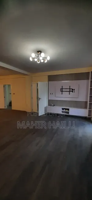 7bdrm House in Real, Bole for rent