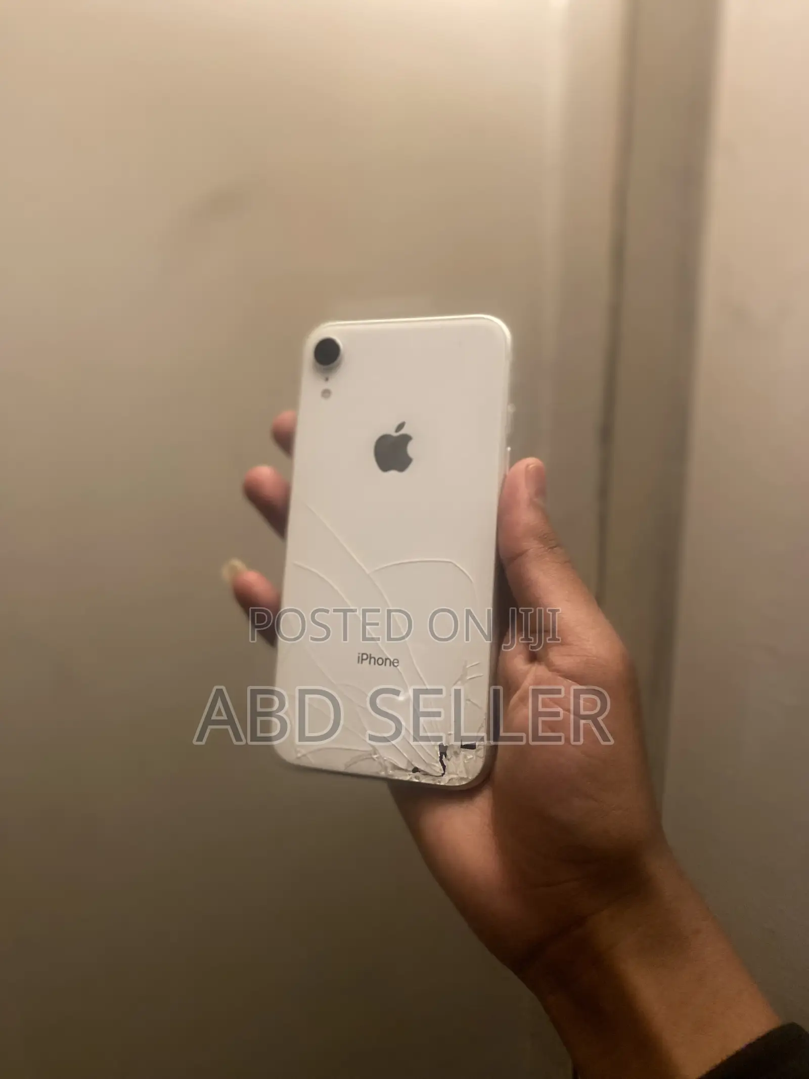 Apple iPhone XR 64 GB White