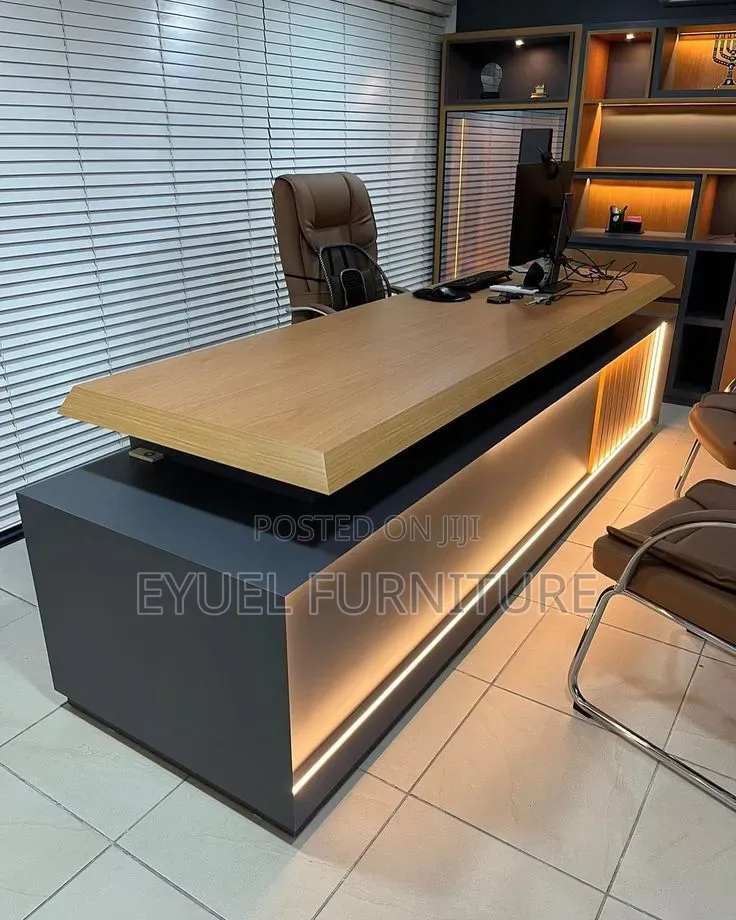 Manageral Table ፅድት ባሉ ማሽኖቻችን ዘመኑን በጠበቀ Design እንሰራለን