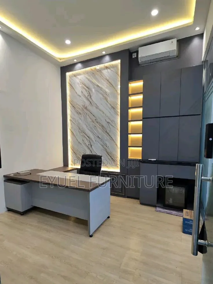 Manageral Table ፅድት ባሉ ማሽኖቻችን ዘመኑን በጠበቀ Design እንሰራለን