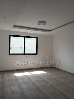3bdrm Apartment in Gollagul, Bole for sale