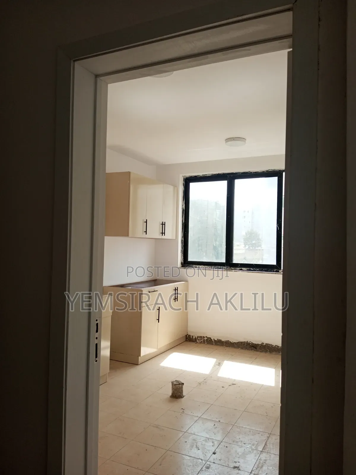 3bdrm Apartment in Gollagul, Bole for sale
