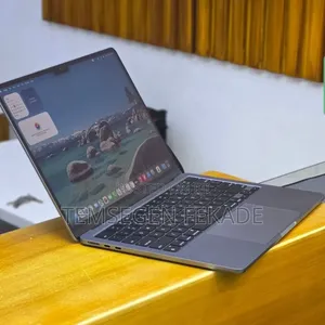 New Laptop Apple MacBook Air 2022 M2 8GB Apple M2 SSD 256GB