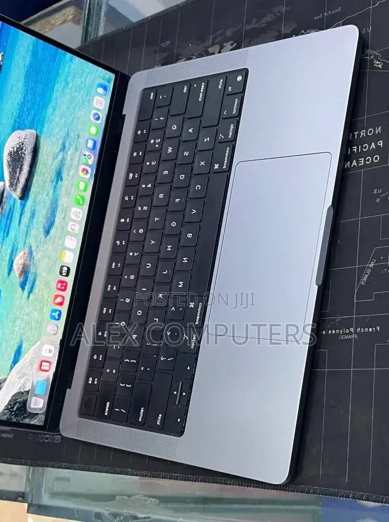 New Laptop Apple MacBook 16GB Apple M1 Pro SSD 512GB