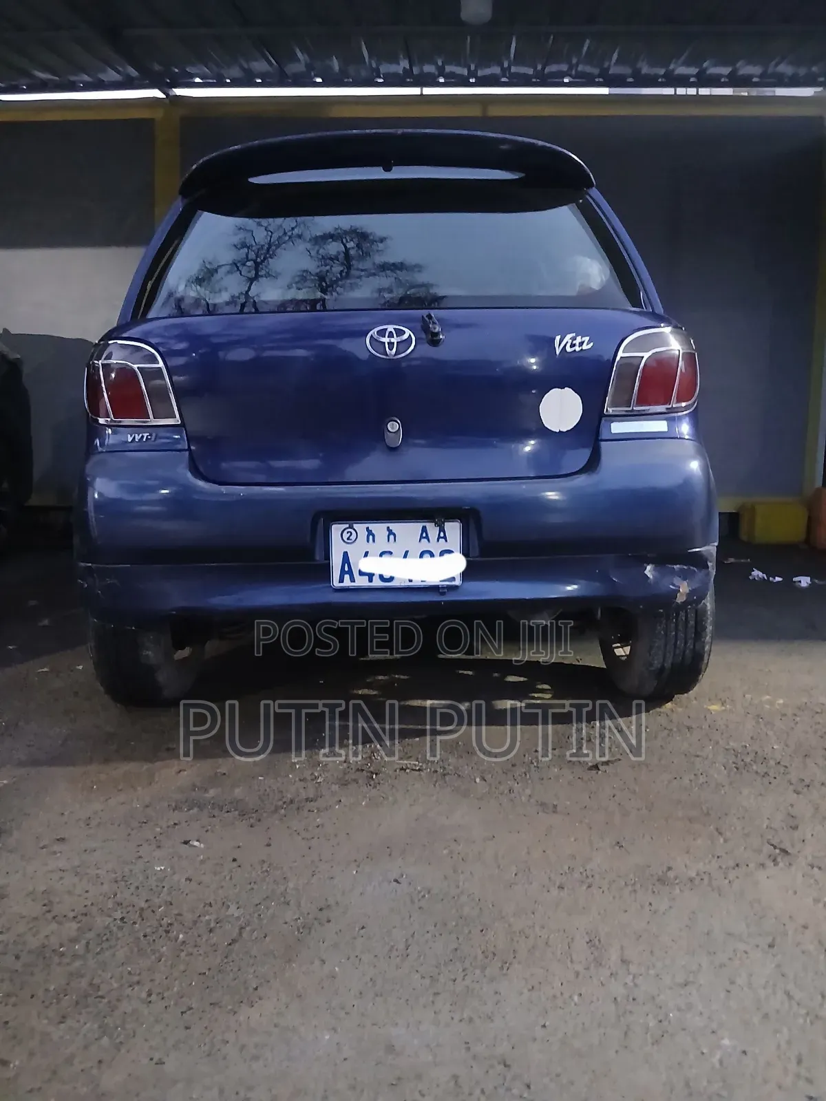 Toyota Vitz 2001 Silver