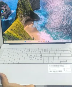 New Laptop Dell XPS 15 32GB Intel Core Ultra 7 SSD 512GB