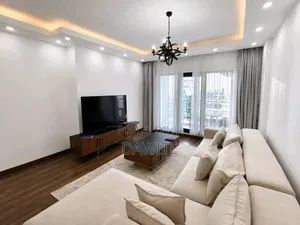 Furnished 3bdrm Apartment in የግል አፓርተማ, Bole for sale