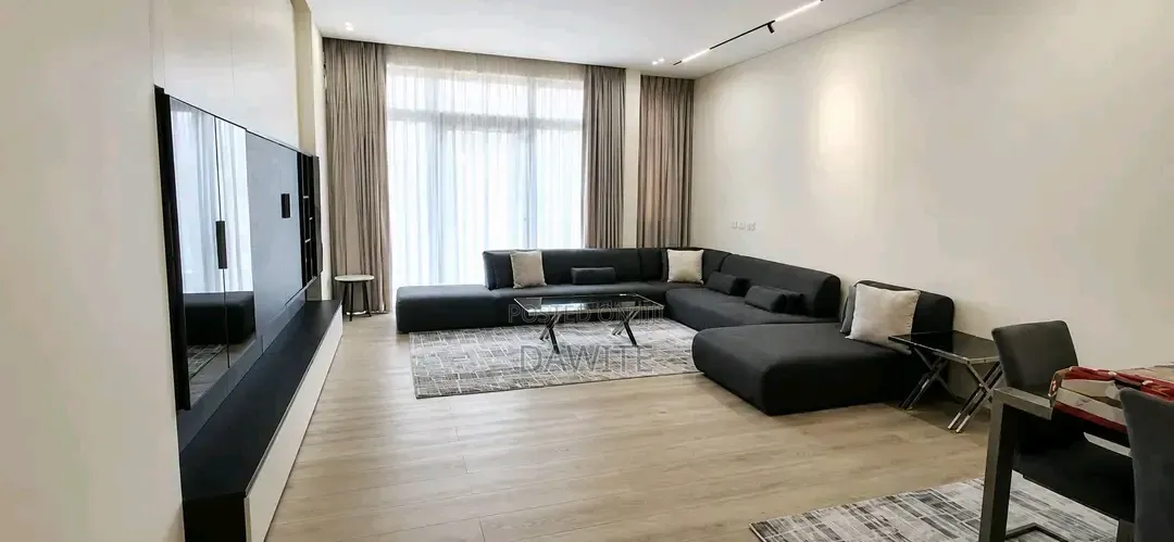 Furnished 3bdrm Apartment in የግል አፓርተማ, Bole for sale