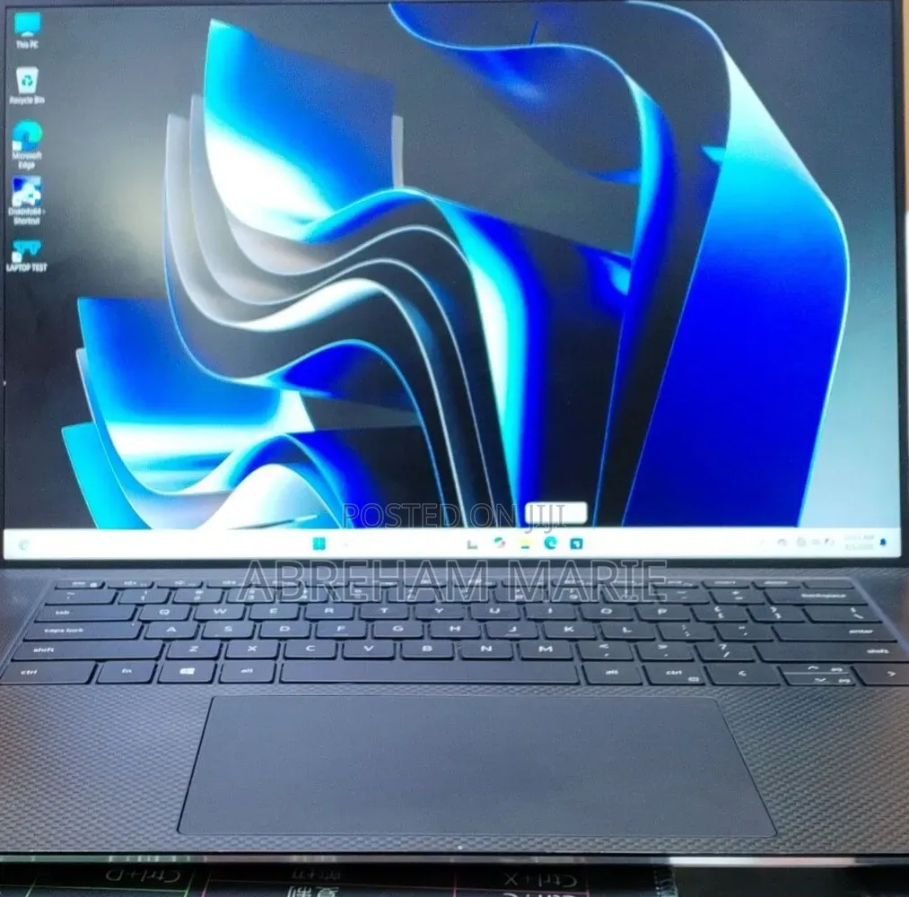 New Laptop Dell XPS 15 16GB Intel Core i7 SSD 512GB