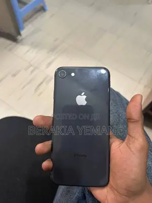 Apple iPhone 8 64 GB Black