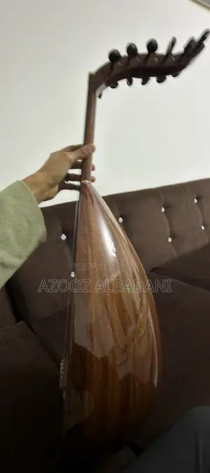 Arabic Lute (Oud ). عود