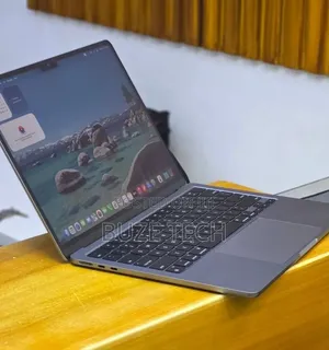 New Laptop Apple MacBook Air 2022 M2 8GB Apple M2 SSD 256GB