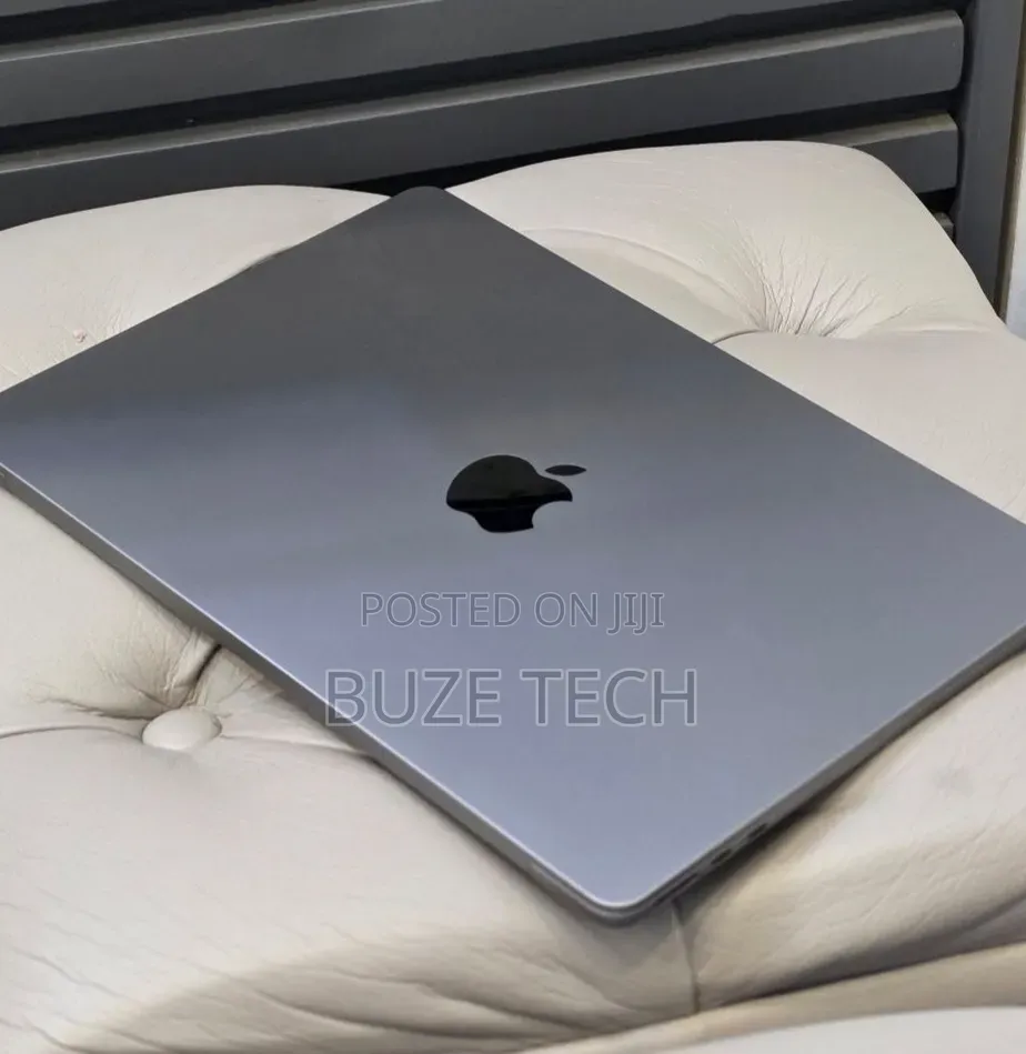 New Laptop Apple MacBook Air 2022 M2 8GB Apple M2 SSD 256GB