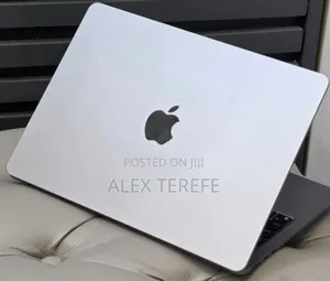 New Laptop Apple MacBook Air 2022 M2 8GB Apple M2 SSD 256GB