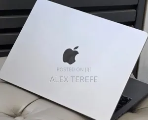 New Laptop Apple MacBook Air 2022 M2 8GB Apple M2 SSD 256GB