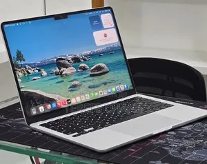 New Laptop Apple MacBook Air 2024 M3 16GB Apple M3 SSD 256GB