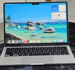 New Laptop Apple MacBook Air 2024 M3 16GB Apple M3 SSD 256GB