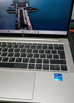 New Laptop HP EliteBook 830 G8 16GB Intel Core i5 SSD 512GB