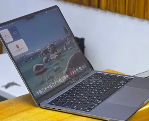 New Laptop Apple MacBook Air 2022 M2 8GB Apple M2 SSD 256GB