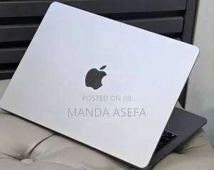 New Laptop Apple MacBook Air 2022 M2 8GB Apple M2 SSD 256GB