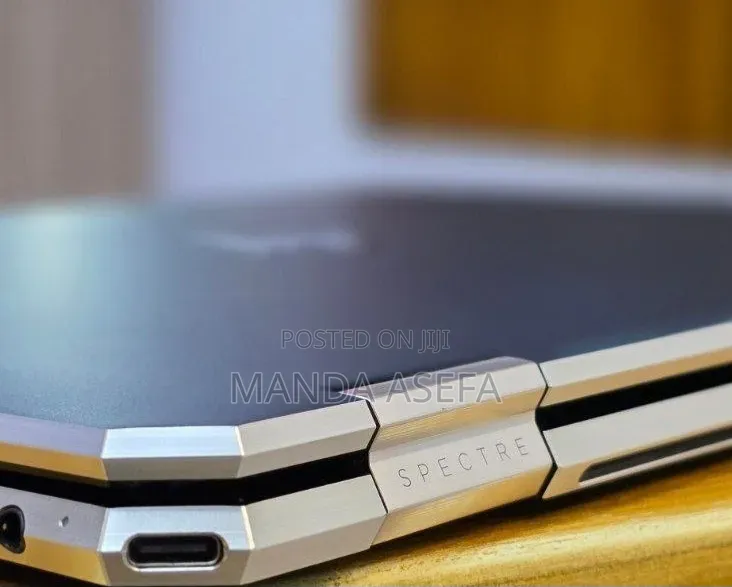 New Laptop HP Spectre 16GB Intel Core i7 SSD 512GB