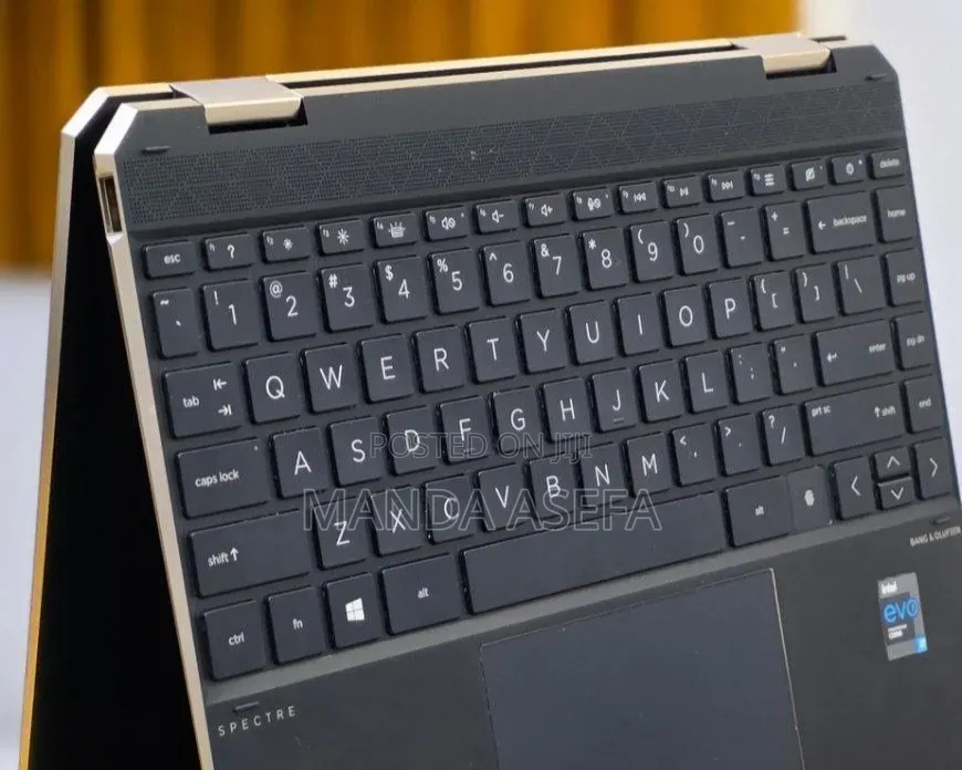 New Laptop HP Spectre 16GB Intel Core i7 SSD 512GB