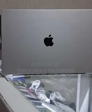 New Laptop Apple MacBook Pro 2021 M1 32GB Apple M1 SSD 512GB
