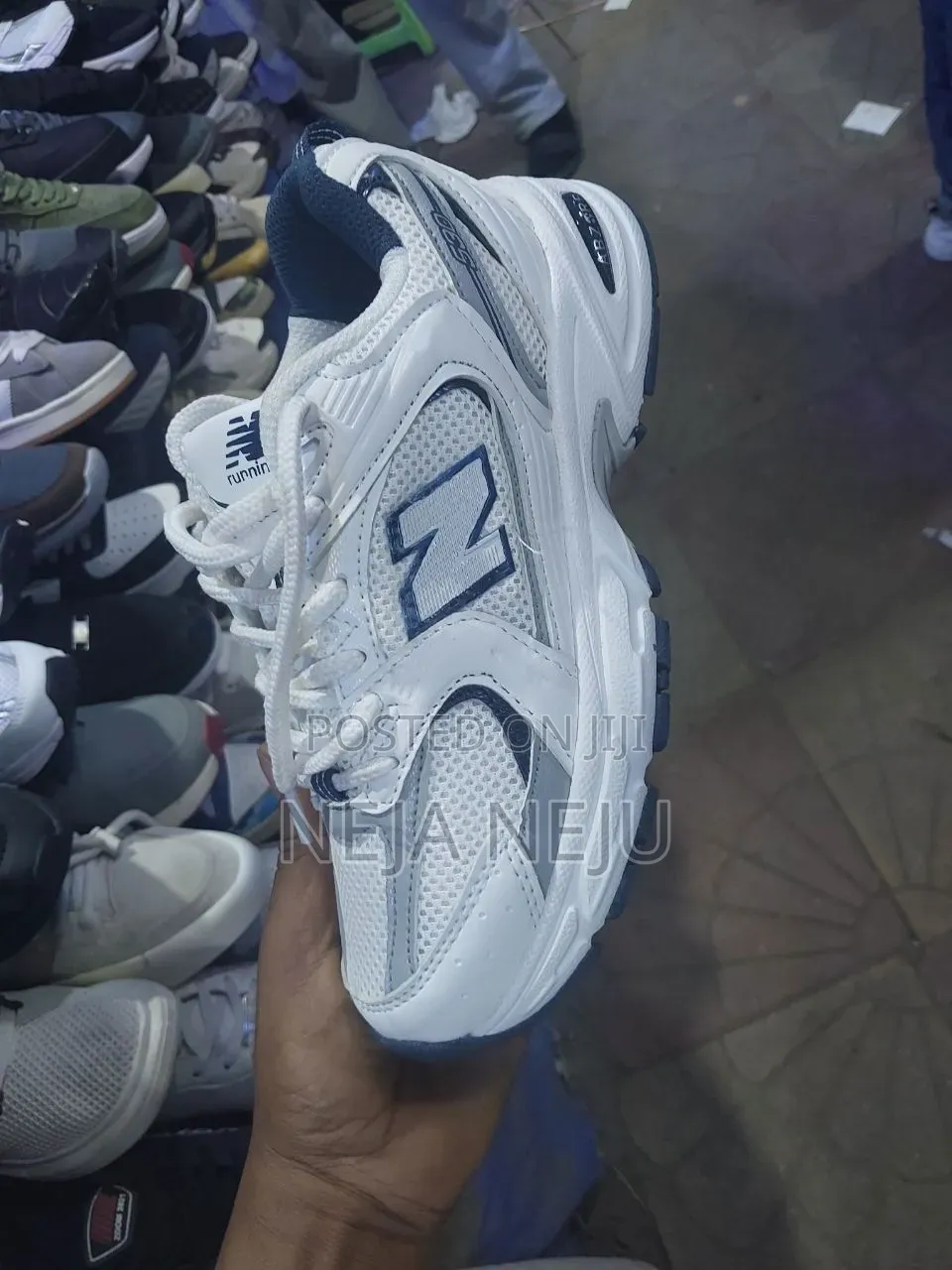 Newbalance530