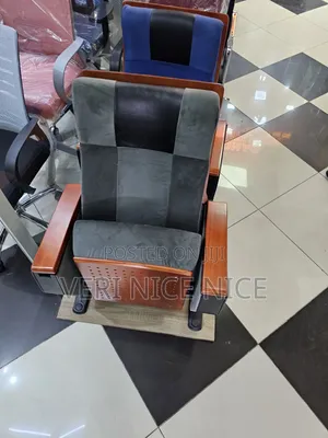 Sinamachairs ያስብስበ ወንበሮዎች
