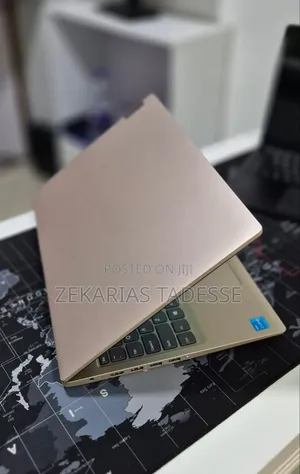 New Laptop Lenovo Ideapad 3 8GB Intel Core i3 SSD 256GB