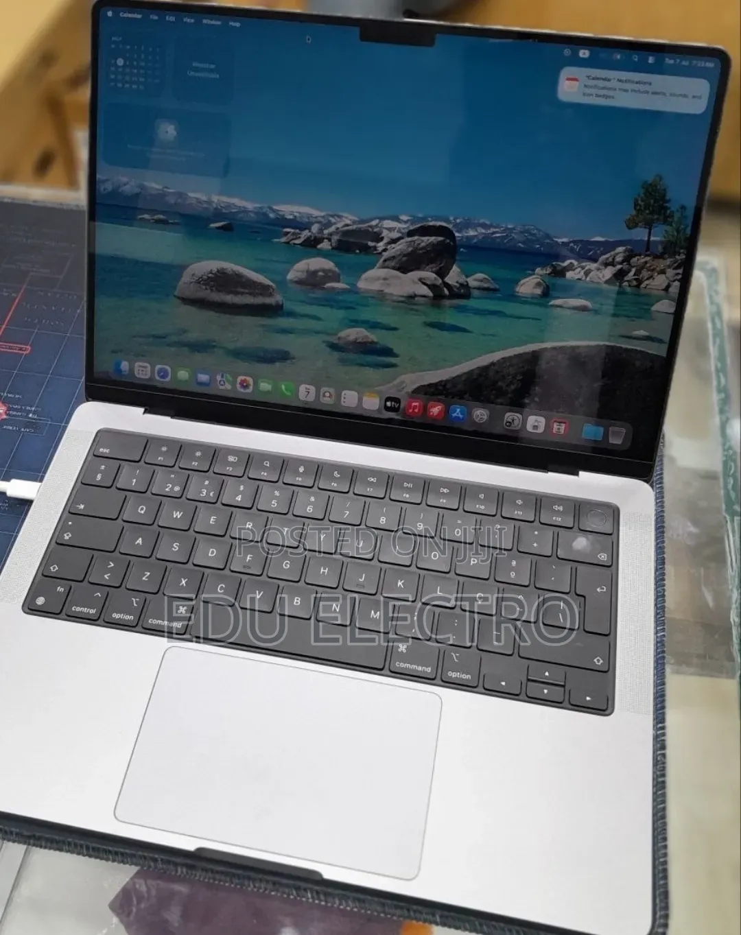 New Laptop Apple MacBook Pro 2021 M1 16GB Apple M1 Pro SSD 512GB
