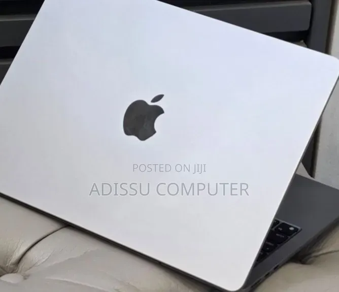New Laptop Apple MacBook Air 2022 M2 8GB Apple M2 SSD 256GB