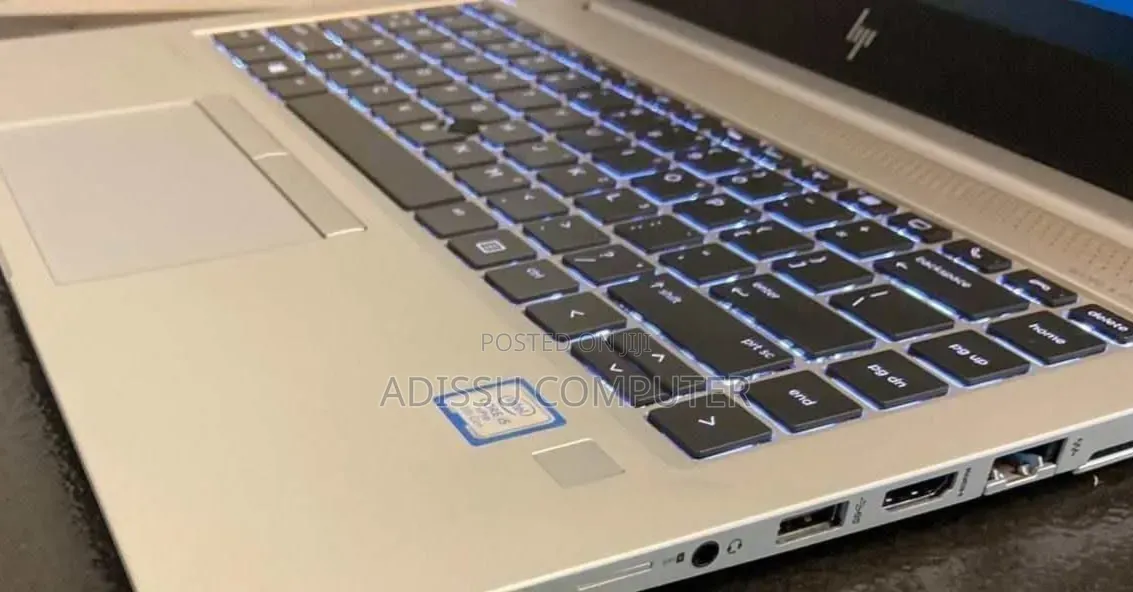 New Laptop HP EliteBook 840 G5 8GB Intel Core i7 SSD 256GB