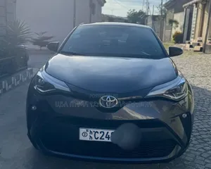 Toyota C-HR 2022 Gray