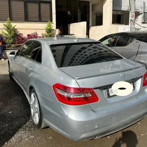 Mercedes-Benz E220 2013 Silver
