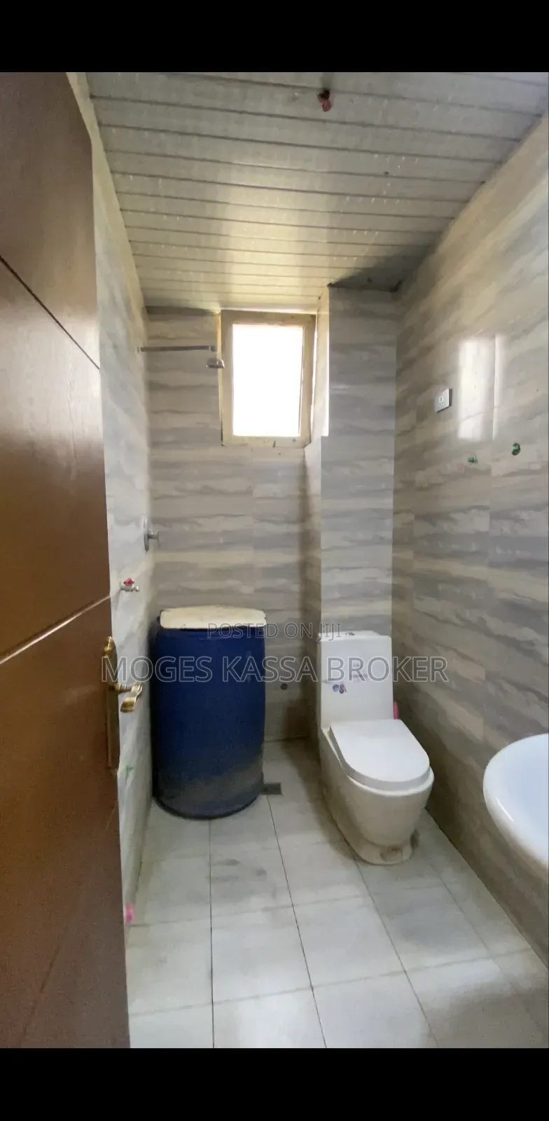 3bdrm Condo in አያት 49 የሚሸጥ 40/60 ባለ, Yeka for sale