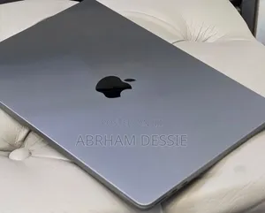 New Laptop Apple MacBook Air 2022 M2 8GB Apple M2 SSD 256GB
