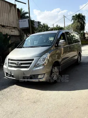 Hyundai H200 2016 Gray