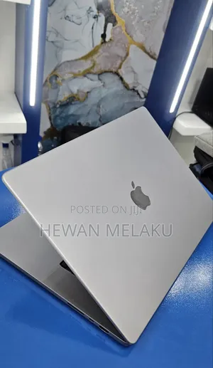 New Laptop Apple MacBook Pro 2021 M1 32GB Apple M1 Max SSD 1T
