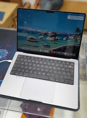 New Laptop Apple MacBook Pro 2021 M1 16GB Apple M1 Pro SSD 512GB