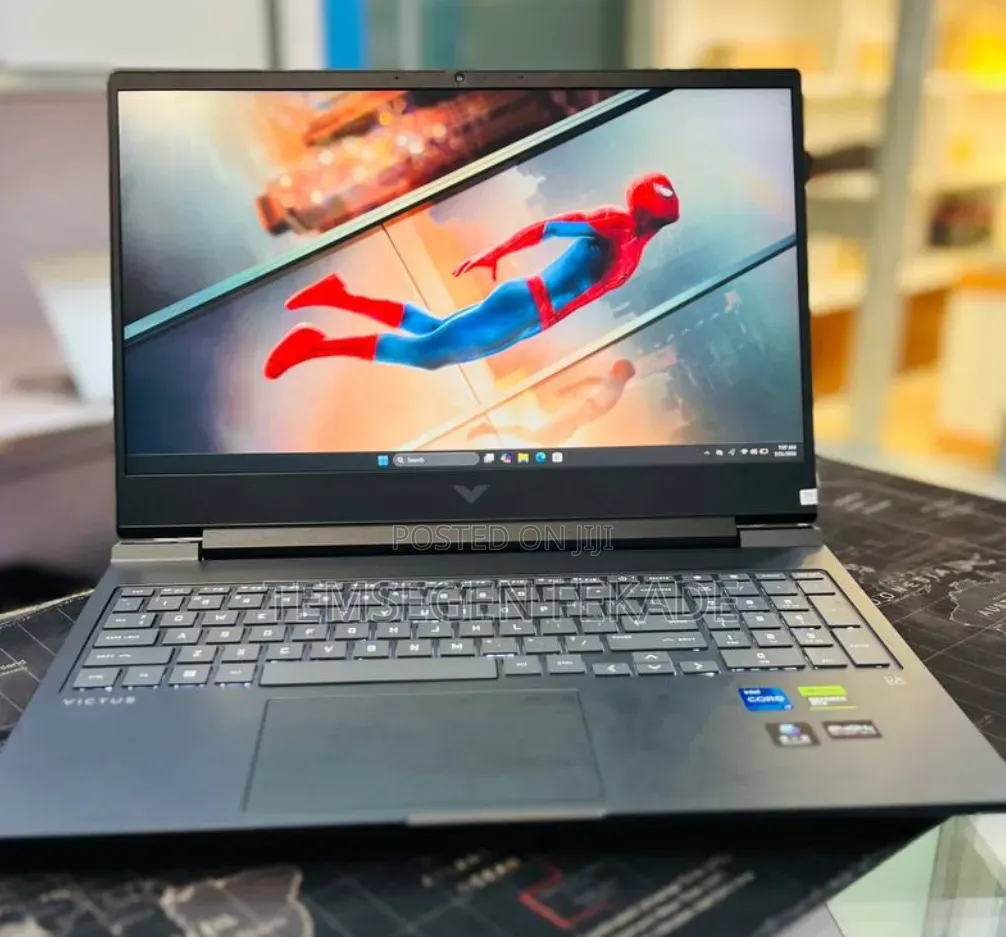 New Laptop HP Victus 16 16GB Intel Core i7 SSD 1T