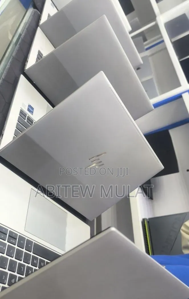 New Laptop HP EliteBook 840 G10 16GB Intel Core i5 SSD 512GB