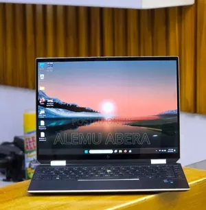 New Laptop HP Spectre 16GB Intel Core i7 SSD 512GB