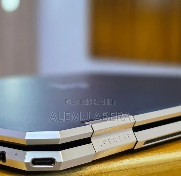 New Laptop HP Spectre 16GB Intel Core i7 SSD 512GB