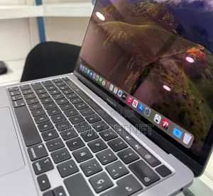 New Laptop Apple MacBook Pro 2021 M1 16GB Apple M1 SSD 512GB
