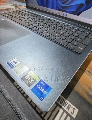 New Laptop Dell Inspiron 15 16GB Intel Core i7 SSD 512GB