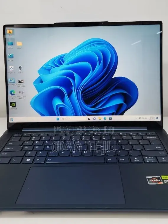 New Laptop Lenovo ThinkPad Yoga 16GB AMD Ryzen 7 SSD 512GB