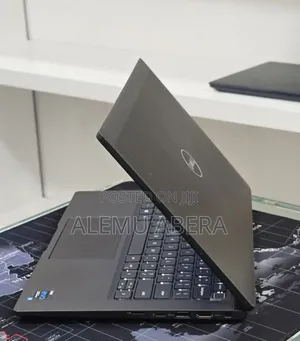 New Laptop Dell Latitude 7420 16GB Intel Core i5 SSD 512GB